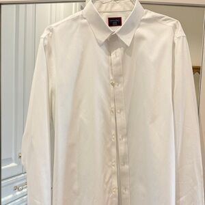 Untuck it Classic White Dress Shirt
